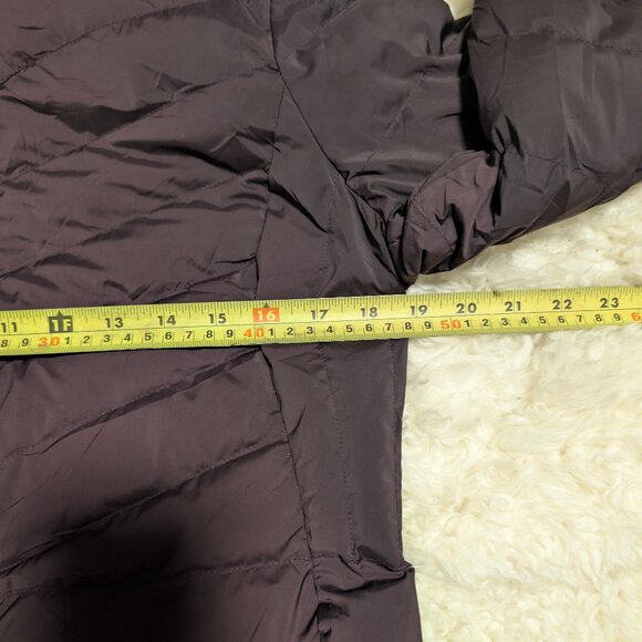 32 Degrees Heat Hooded Puffer Jacket | Acai Berry, Size Small, Lightweight - Picture 9 of 12